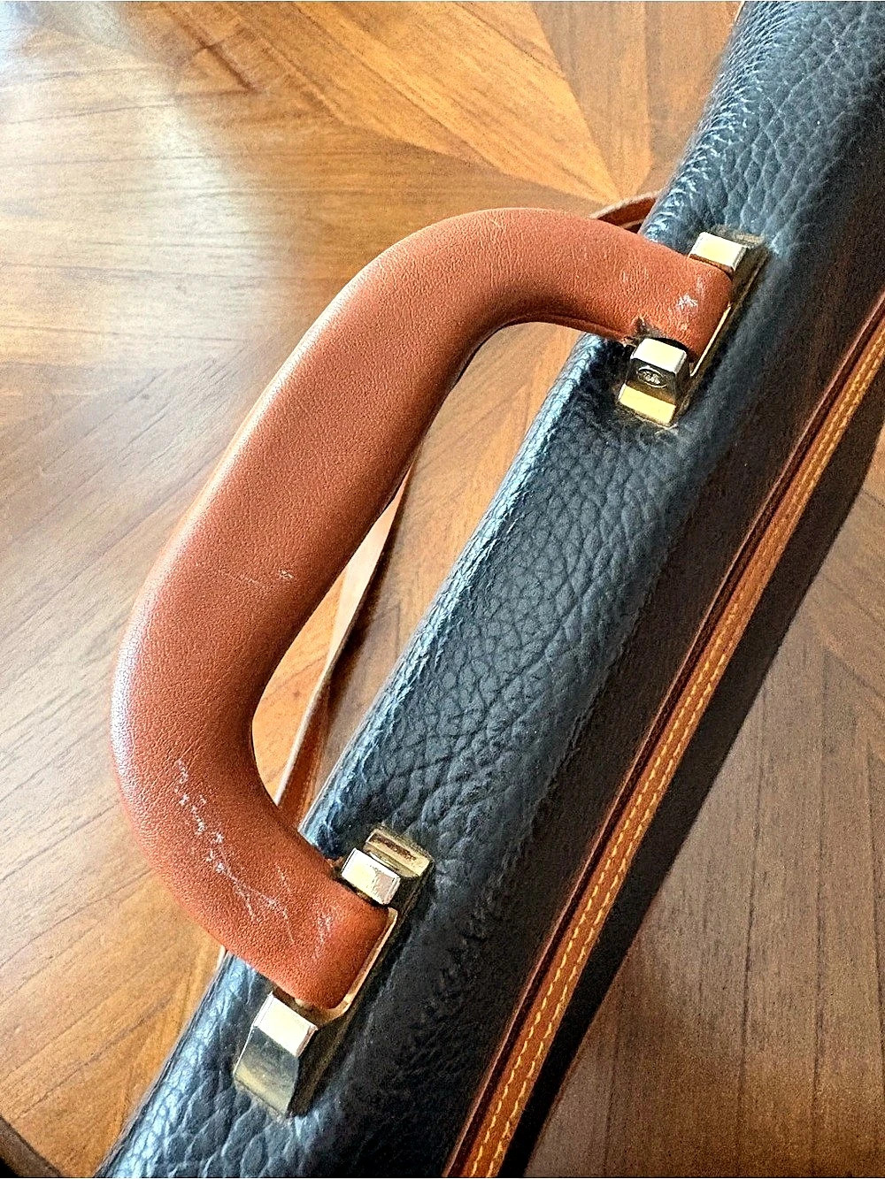 Used - Dooney & Bourke All-Weather Leather Classic Briefcase Satchel - Picture 10 of 10